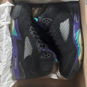 Jordan 5 retro black grape gs6y